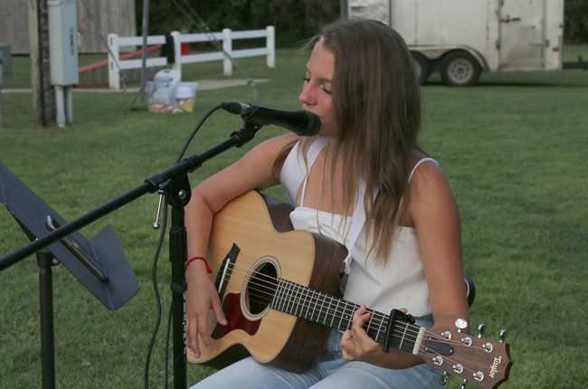 Featured Guest Singer